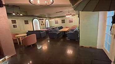 restaurant: İcarəyə verilir – geniş və zövqlü interyerə malik məkan Təyinat: - — 9