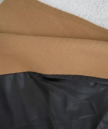 Üst geyimi: TƏZƏDİR 
Qadınlar üçün klassik camel rəngli palto — 2