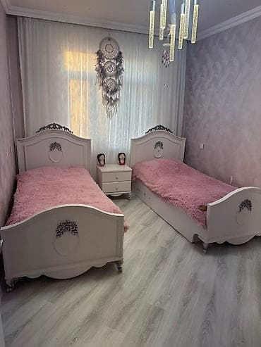 Gənc qız otağı dəsti 690₼ Azn satılır.İdeal vəziyyətdədir. 1 il öncə — 2