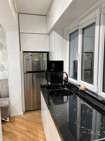 əmlak satışı: Bakı, Yeni Günəşli Massiv V, 2 otaqlı, Köhnə tikili, 60 kv. m — 10