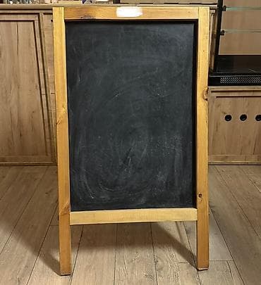 Reklam lövhələri: A-şəkilli taxta çöl lövhəsi (qara taxta) - Material: təbii ağac — 2