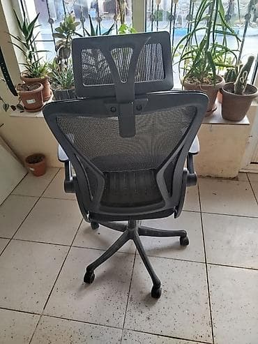 kunc divan islənmis: Ofis kreslosu satılır çox az işlənmiş — 2