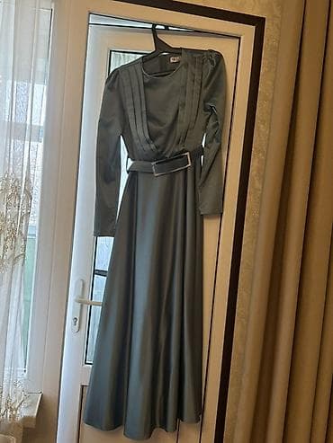 Baş geyimləri: Zərif qadın donu. 40 razmer - Rəng: boz-yaşıl tonlarında - Model — 1