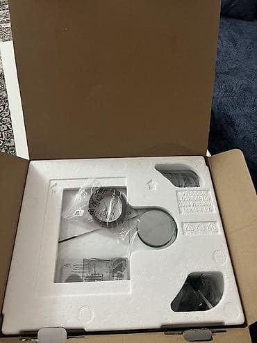 Video oyunlar və konsollar: Robot tozsoran Samsung VR30T80313W Jet Bot (Yeni) Magazalarda 600 AZN — 2