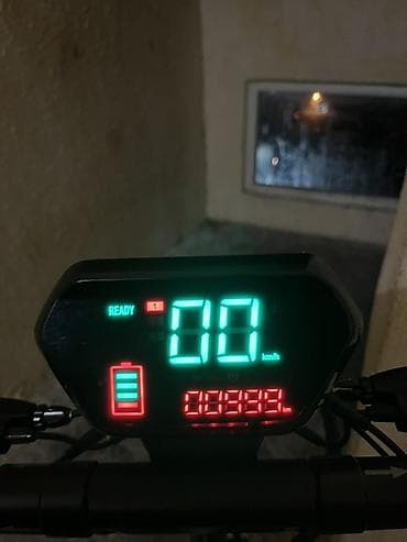 Электросамокаты: Salam sukter yaxşı vəzyətdədi 1000w 15Aperdir çəki götürməyi 150 — 5