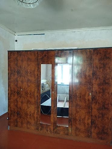 Yataq otağı mebel dəsti Tərkibi: - 5 qapılı iri qarderob – ortada 2