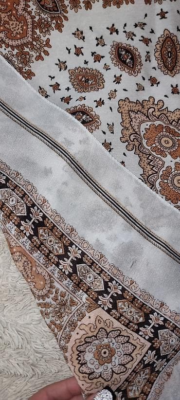 iran peci irsad: Kvadrat formalı ləçəklı şərf/şal. - Material: yüngül, ipəksi parça — 2