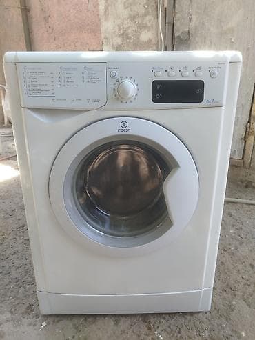 Paltaryuyan maşın Indesit, 6 kq, Avtomat, Qurutmasız