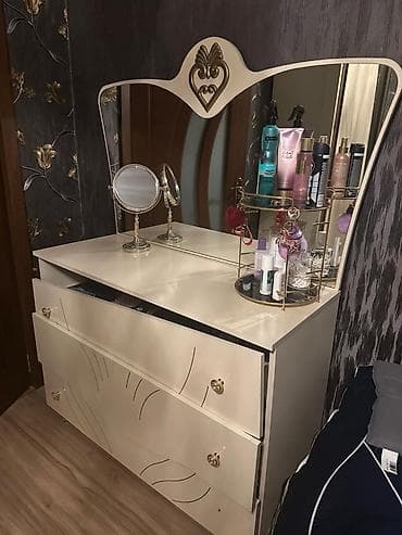 islenmis skaf: 2 təknəfərlik çarpayı, Dolab — 3