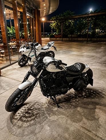 classic: Harley Davidson — 3