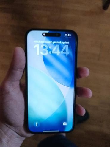 blackbird et ceken: IPhone 16 Pro Max, 256 GB, Black Titanium, Zəmanət, Simsiz şarj, Face ID — 1