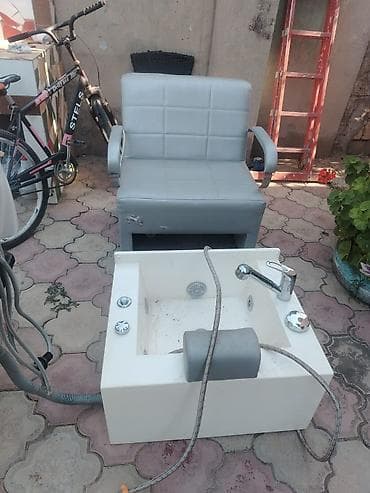Salon üçün yuyucu və pedikür avadanlığı dəsti Tərkib: - Saç yuma