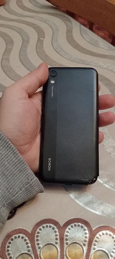 Honor: Honor 8S, 32 GB, rəng - Qara — 1