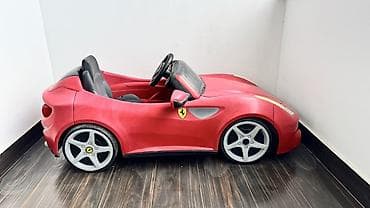 predo 3 nomre qiymeti: Uşaq üçün elektrikli minik maşını – Ferrari üslubunda, qırmızı rəng — 4