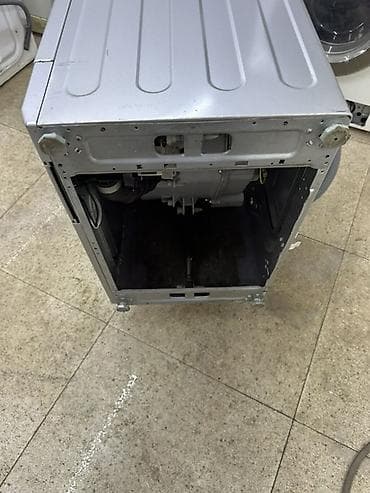 elektrik muhərrik: Paltaryuyan maşın LG, 6 kq, İşlənmiş, Avtomat, Qurutma var — 6