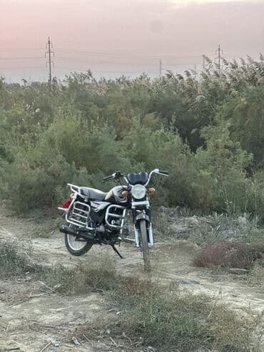 18 disk təkər: Moto: MX49 moped/motosiklet Xüsusiyyətlər: - Rəng: qara, dekorativ — 7