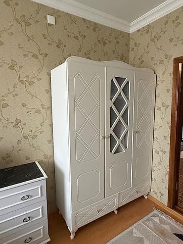 sud sagan aparat: Uşaq dolabı satılır. Yaxşı vəziyyətdədir, defekti yoxdur. Membran — 4