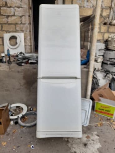 Mətbəx kombaynları və doğrayıcıları: 2 qapılı Indesit Soyuducu Satılır, rəng - Ağ — 2