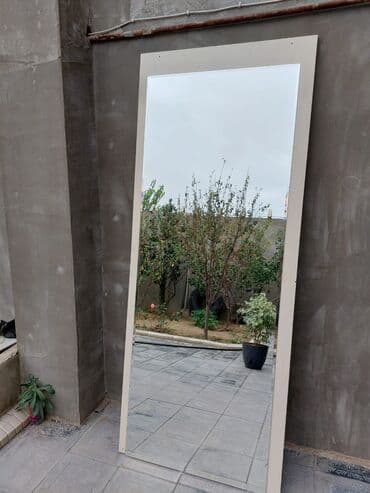 qız qalası şəkli: Güzgü Döşəmə üstü, Kvadrat — 2