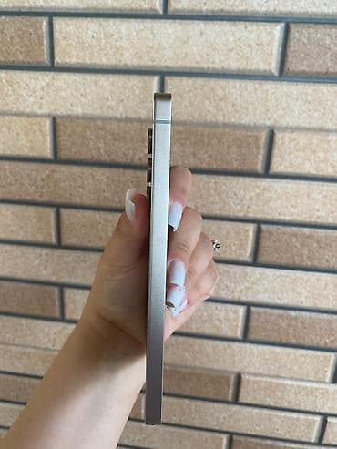 lenovo ideapad 3i: Samsung Galaxy S25 Ultra, 256 GB, rəng - Gümüşü, Face ID — 2