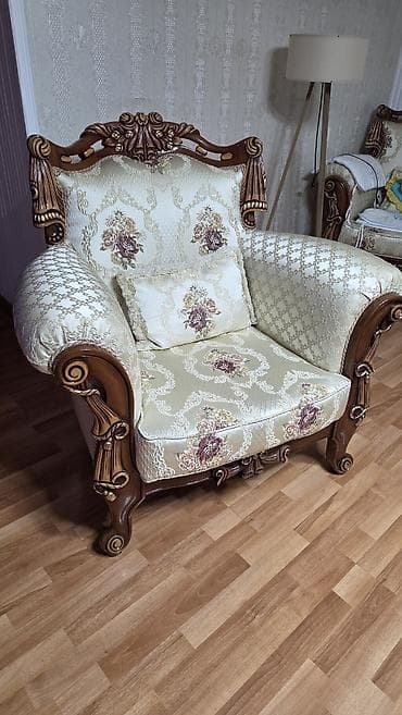 kreslolar: Klassik divan, Divan — 5