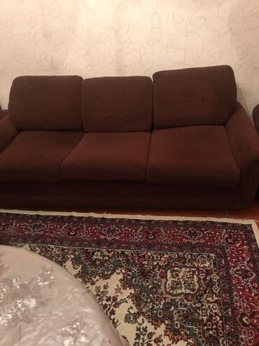 Divan, 2 kreslo, Açılmayan