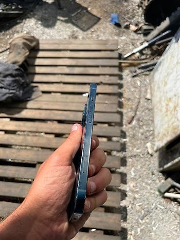 IPhone 13, 128 GB, Midnight, Barmaq izi, Simsiz şarj, Face ID — 3