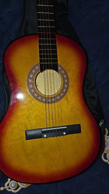 150 manata alınıb 100 manata satılır, çantası üstündə hədiyyə verilir