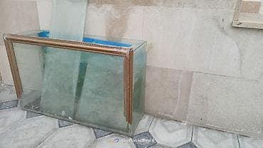 Böyük ölçülü (25*50*80) şüşə akvarium və əlavə şüşə panellər -