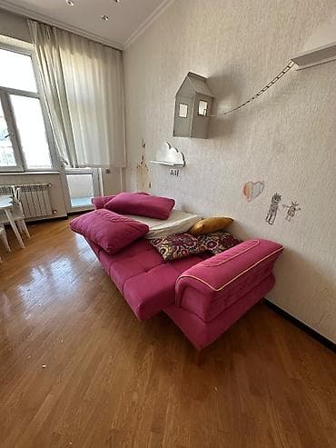 acilan divan: Açılan bazali divan 200azn yaxsi veziyyetde ünvan nesimi — 1
