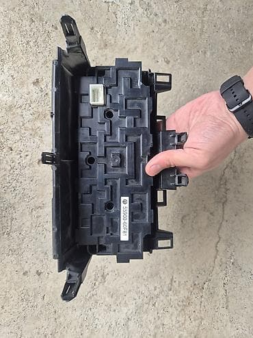 toxum: Toyota Land Cruiser 200 üçün multimedia və iqlim idarəetmə paneli — 5