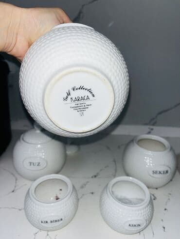 bibər turşusu: Mətbəx üçün keramika qab dəsti - 5 ədəd ağ rəngli, fakturalı keramika — 3