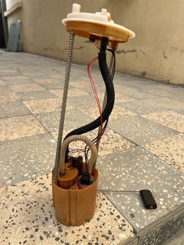 Ehtiyat hissələri: 2012 ci il maserati cun benzin filtiri benzin nasos birlikdedi yaxsi — 2