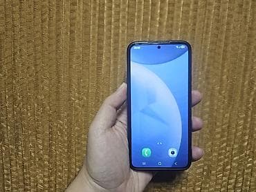 islenmis telfon: Samsung Galaxy S22, 128 GB, rəng - Ağ — 1