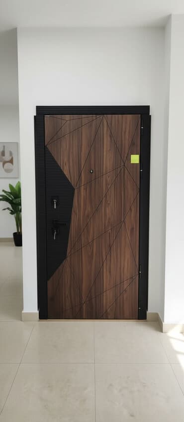 Giriş qapıları: Yeni Giriş qapısı 90x205 sm Zamok və çərçivə ilə, Ödənişli quraşdırma, Ödənişli çatdırılma, Rayonlara çatdırılma — 1