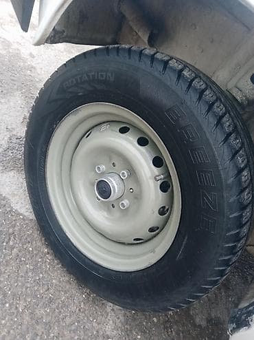 Продажа авто: Lada 2107 sedan - Kuzov: ağ rəng, klassik 2107 arxa optikalar və xrom — 2