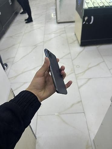 iphone 14 pro lalafo: IPhone 11 Pro, Space Gray, Face ID — 2