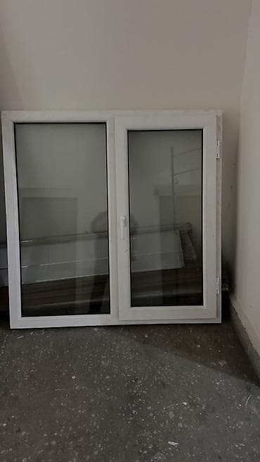 bitki dərmanları satışı: Satılır: plastik pəncərə (ağ, ikiqanadlı). · Ölçülər: 129 x 129 sm · — 1
