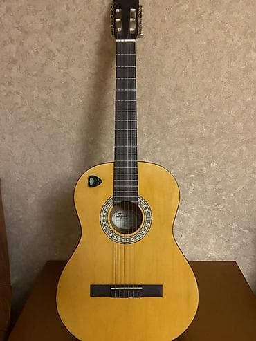 Klassik gitara, Fender, İşlənmiş, Ünvandan götürmə, Pulsuz çatdırılma, Ödənişli çatdırılma