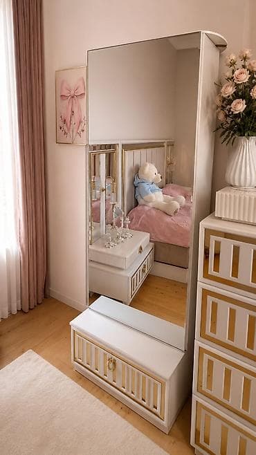 qarderob otağı: Boy guzgusu Uzunlugu 180 eni 60sm İç der 23.sm Teze alinib ela — 1