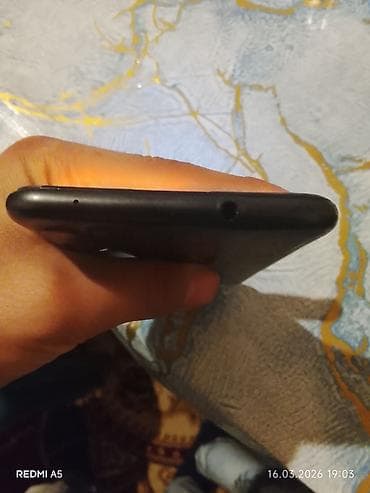 iphone 13 sade: Samsung Galaxy A11, 32 GB, rəng - Qara, İki sim kartlı — 4