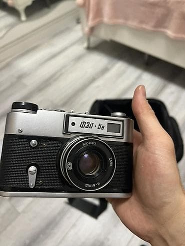 MİR-5B (Мир-5В) film fotoaparatı - 35 mm lent üçün tam mexaniki — 1