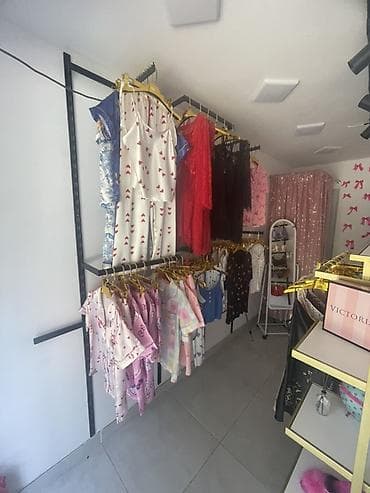 Mağaza avadanlığı: Qadın geyim və aksesuarları mağazası üçün vitrin məhsulları Biznes — 8
