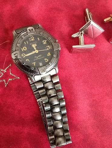 Qol saatları və aksesuarlar: Klassik Saat dəsti — 2