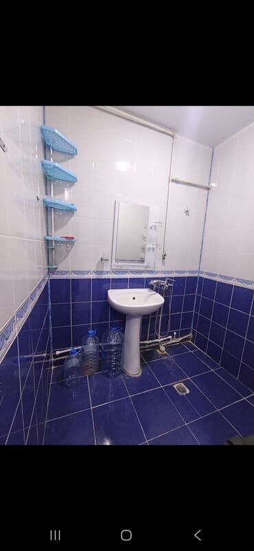 Mənzillərin satışı: 17ci mk tiny 4cu mer 2otaqlı boş ev kirayə verilir istilik sistemi — 6