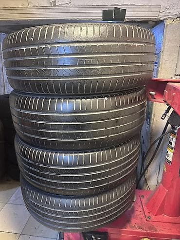 masin sat: Bridgestone Alenza 001 təkər dəsti - Ölçü: 235/55 R20 102V - Növ — 1