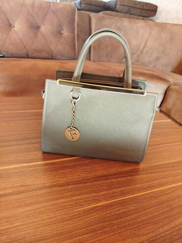 750 eyar qizilin qiymeti: Əl çantası, Fendi, İşlənmiş — 1