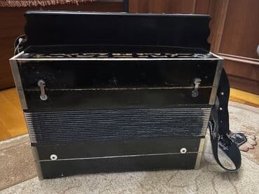 Gitaralar: Qarmon, Akustik — 2