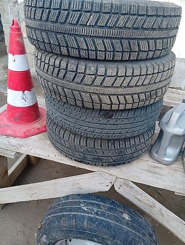 5 ededi 2 disi ildi esil qar tekerdi zimnidi Təsvir: - Şəkillərdə