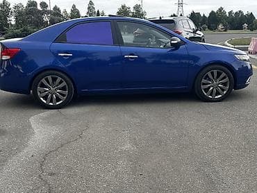 park maşını: Kia Cerato: 2 l | 2009 il Sedan — 10
